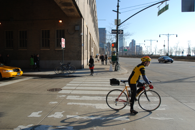 Cycling in NYC. Image by Szapucki / CC BY 2.0