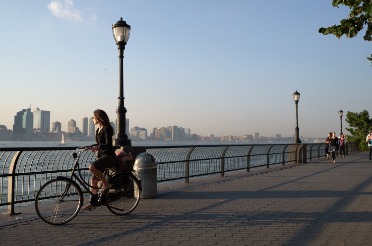 Cycling around NYC. Image by japp1967 / CC BY 2.0