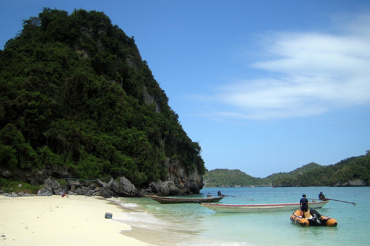 Ang Thong Marine National Park, Thailand. Image by Ryan Harvey CC BY-SA 2.0