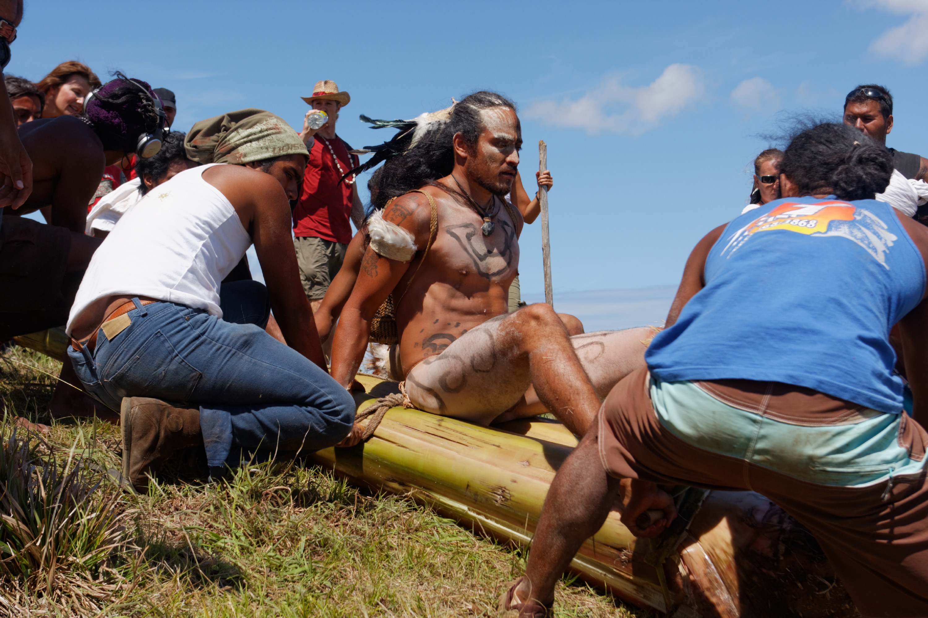 A Haka Pei racer prepares to launch © Jean-Bernard Carillet / Lonely Planet