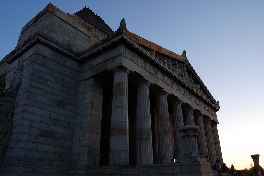  Shrine of Remembrance in Melbourne