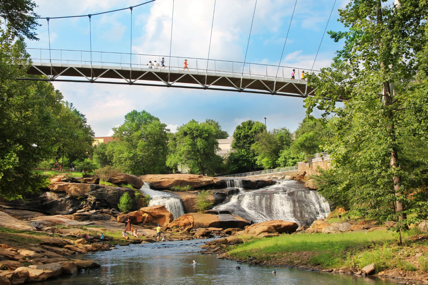 Liberty Bridge, Falls Park on The Reedy. Image courtesy of VisitGreenvilleSC / Jeff Gandy