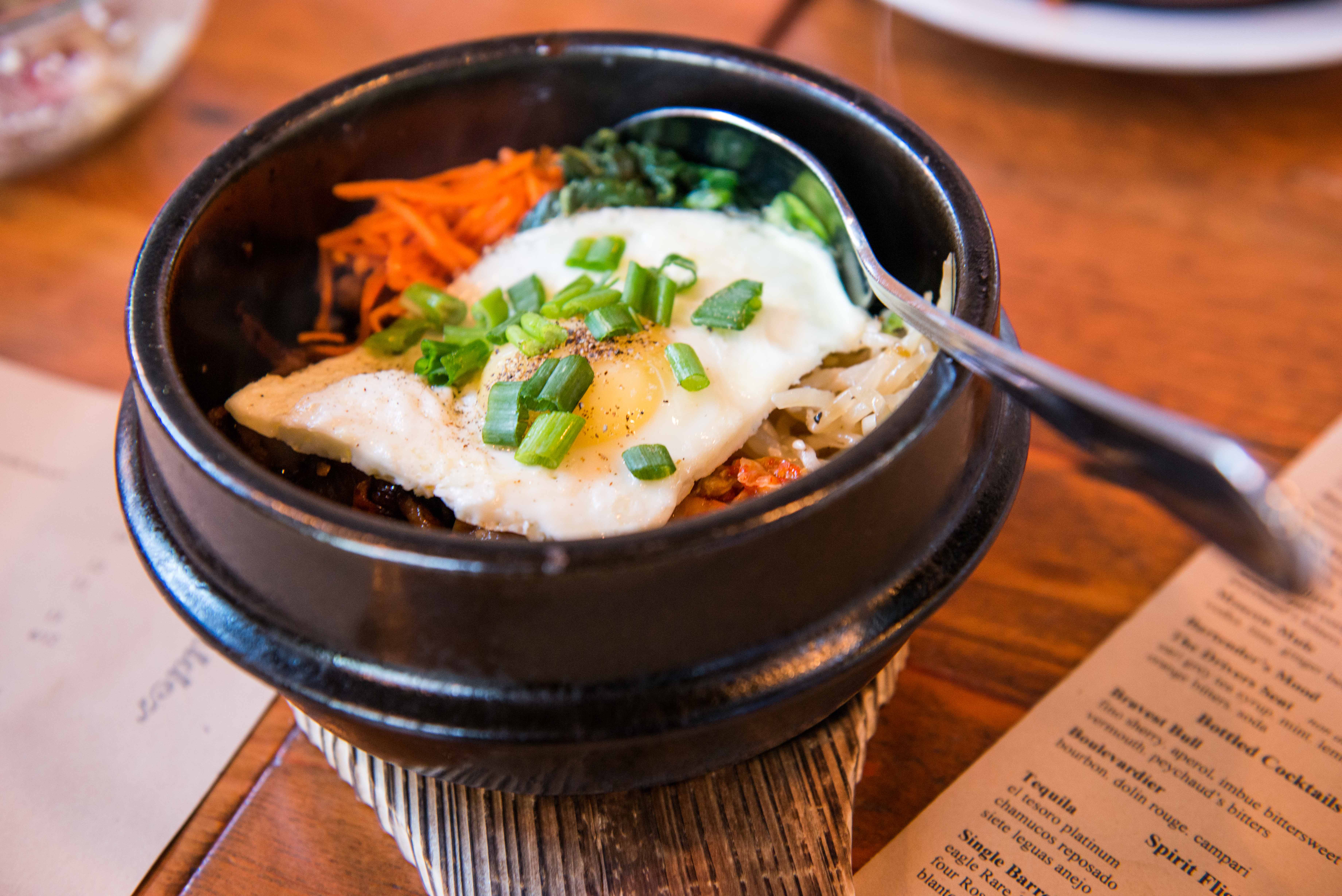 Bim Bop Bacon & Eggs at Tasty n Alder. Image by Flash Parker / Lonely Planet