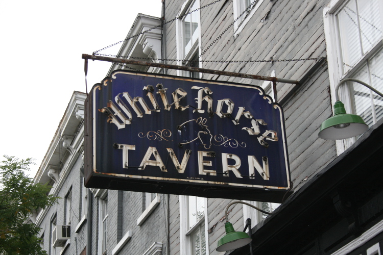 New York's White Horse Tavern. Image by Paul Simpson / CC BY 2.0