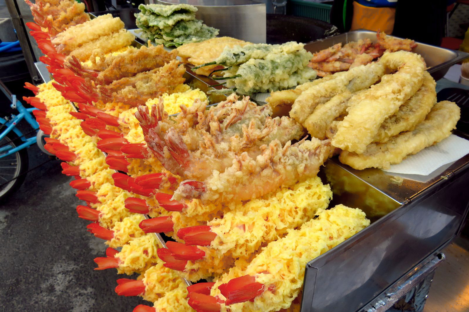 Deep-fried delight: prawn and vegetable twigim. Image by Phillip Tang / Lonely Planet