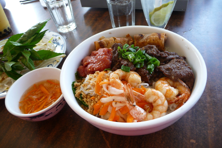 Vietnamese vermicelli from Tank Noodle in Uptown. Image by Rex Roof / CC BY 2.0