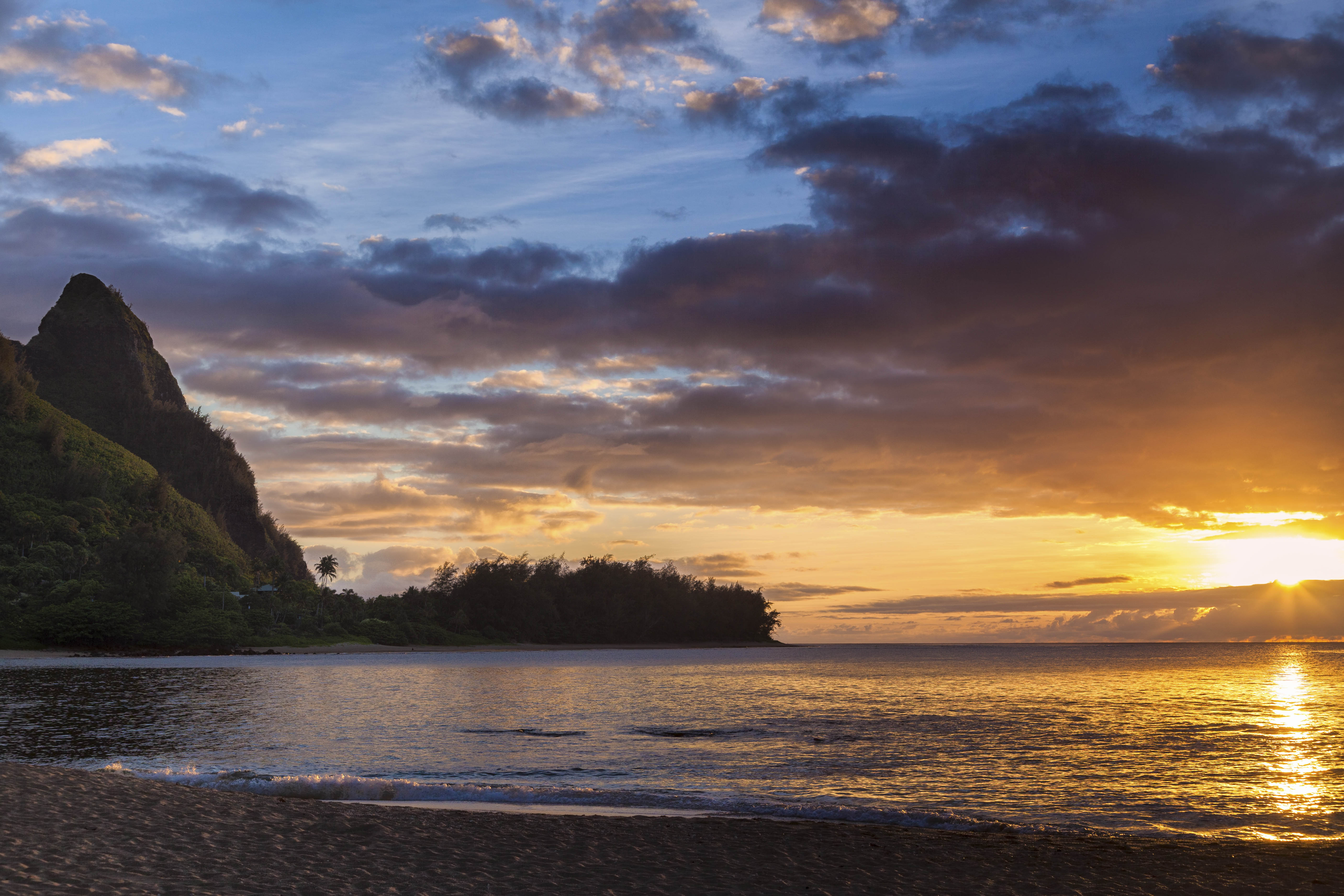 Makana (aka Bali Hai) at sunset. Image by Ken Brown / Getty