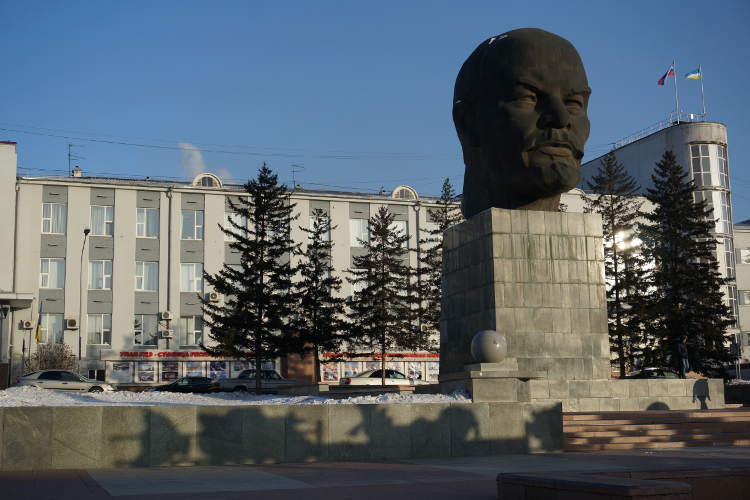 Enormous Lenin head in Ulan-Ude. Image by Anita Isalska / Lonely Planet