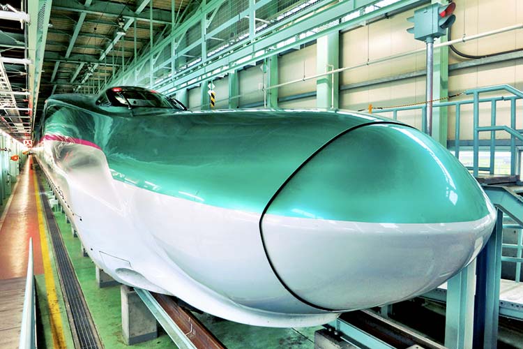 E5 Series Shinkansen by Yuichi Kosio. CC BY 2.0.