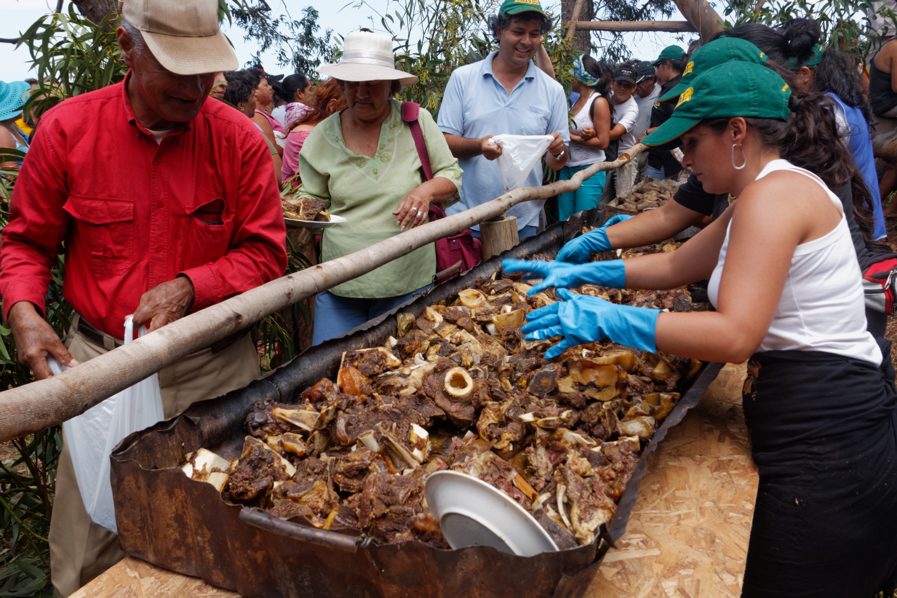 Traditional Rapa Nui dishes like - are served at Tapati Festival gatherings © Jean-Bernard Carillet / Lonely Planet