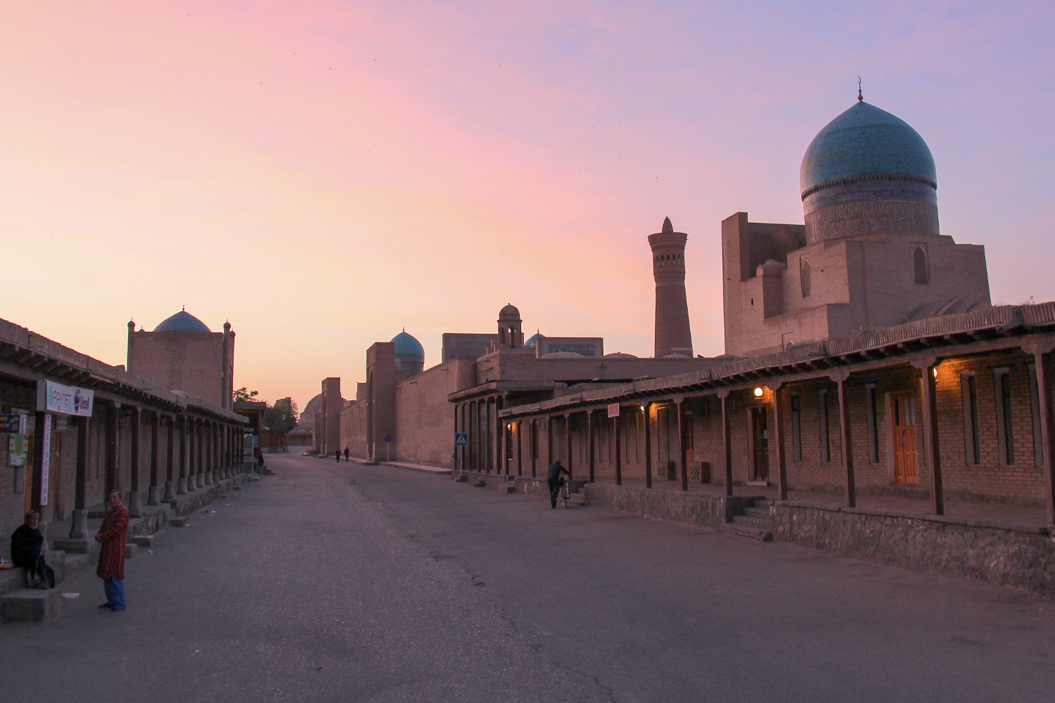 Bucket list view: sunset at Bukhara Kalon Minaret in Uzbekistan. Image by Stephen Lioy / Lonely Planet