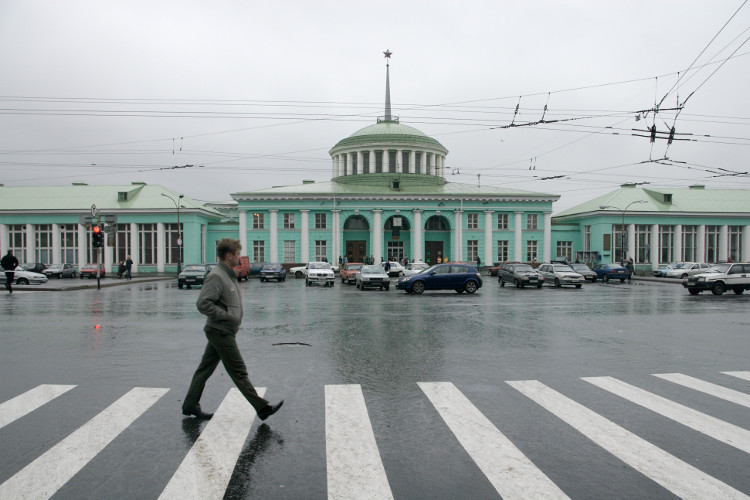 Murmansk train station. Image by Marketa Jirouskova / Getty Images