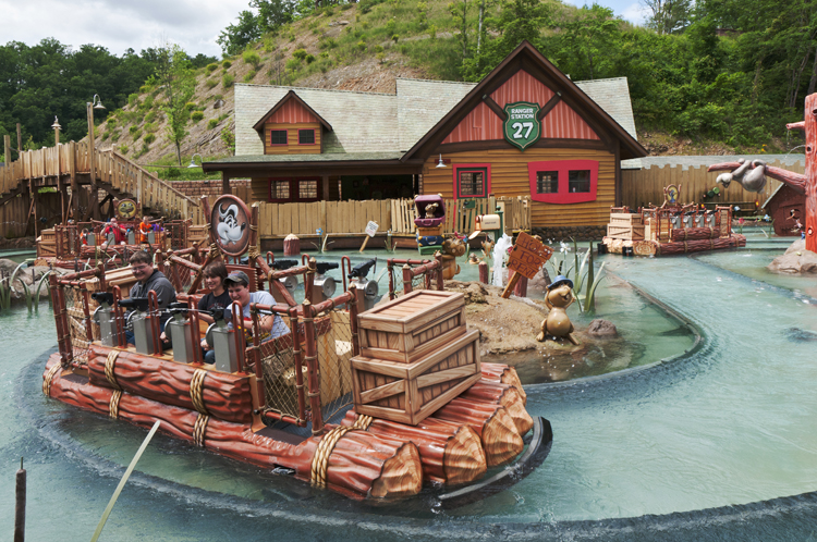 Get your Appalachian kitsch on at Dollywood. Image by Stephen Saks / Lonely Planet Images / Getty Images.