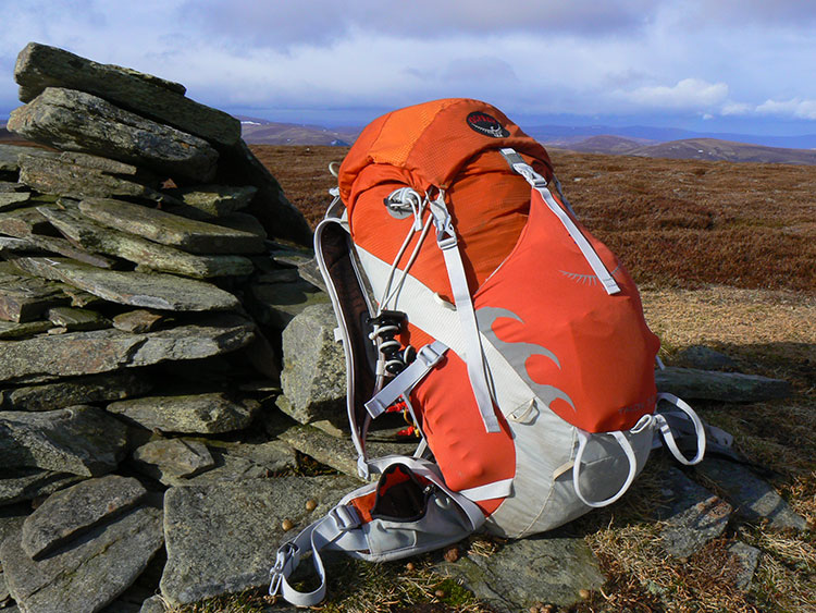 The art of packing light: not a bulging seam in sight. Image by Nick Bramhall / CC BY-SA 2.0