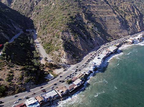 Pacific Coast Highway by JCS. Image from Wikimedia Commons.