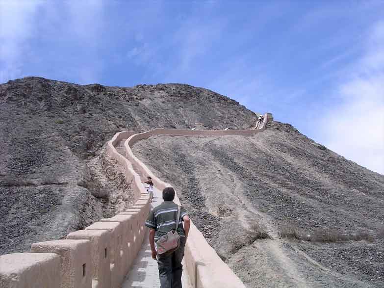 Climbing the Great Wall, by Megan Eaves / Lonely Planet