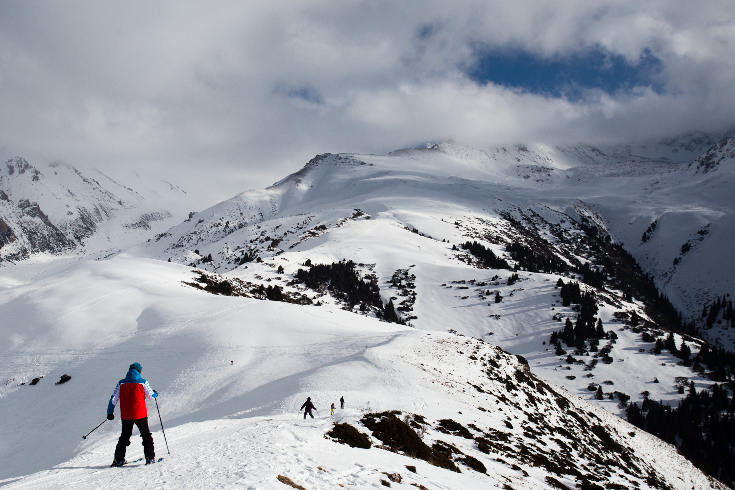 Karakol Ski Base feels remote but has Kyrgyzstan's best après-ski © Stephen Lioy / Lonely Planet
