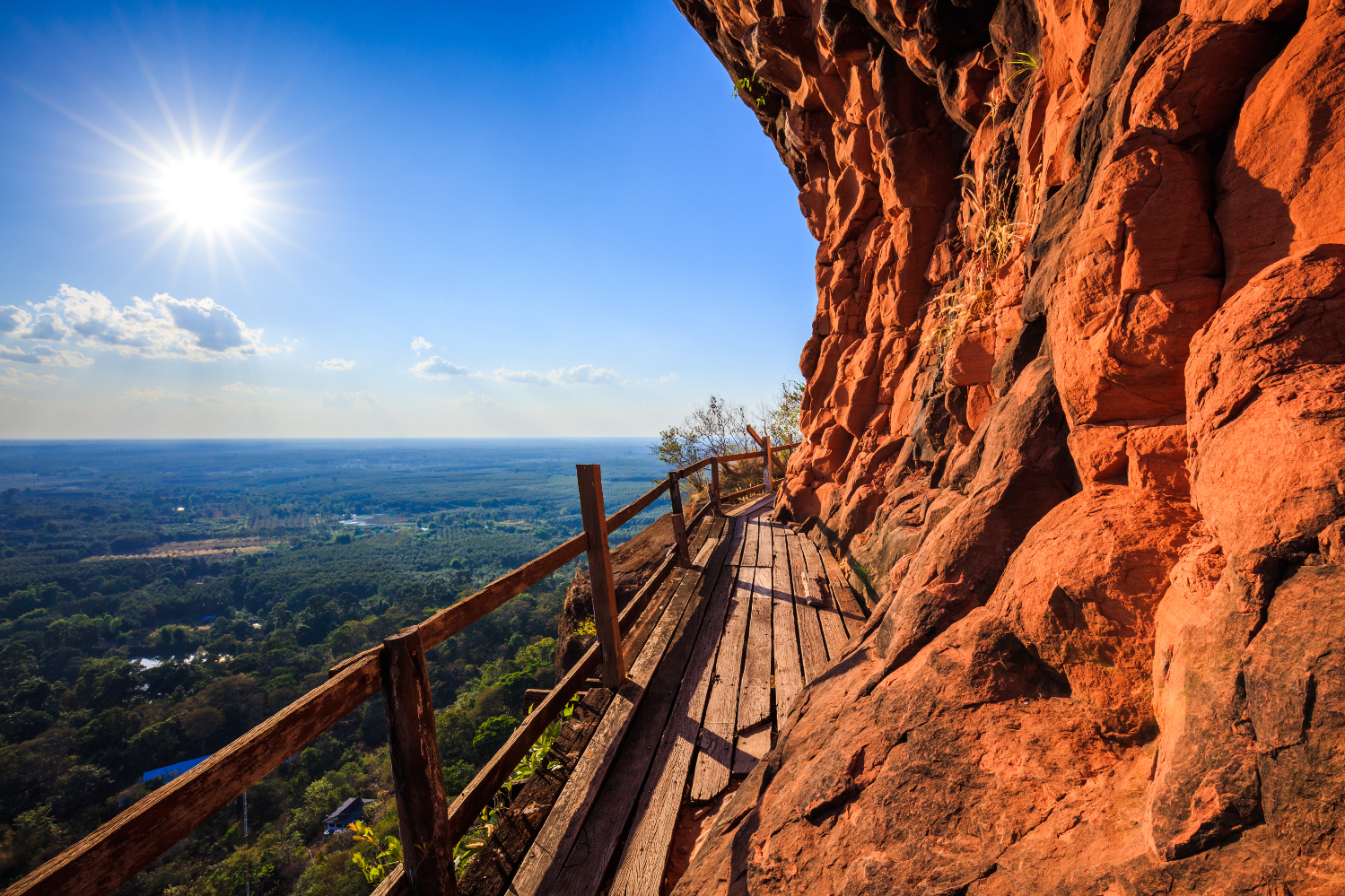 Give your legs a workout on the climb to Wat Phu Tok in northeastern Thailand © Lkunl / Getty Images