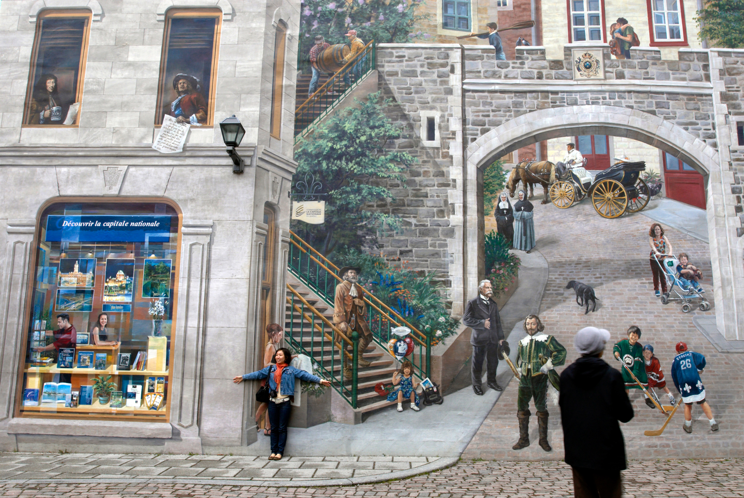 The Fresque des Québécois tells the story of Québec City’s history. Image by MANIN Richard / hemis.fr / Getty