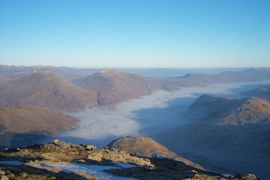Low-lying cloud over Loch Arkaig, seen from Sgurr Thuilm. Image by Graham Lewis / CC BY 2.0