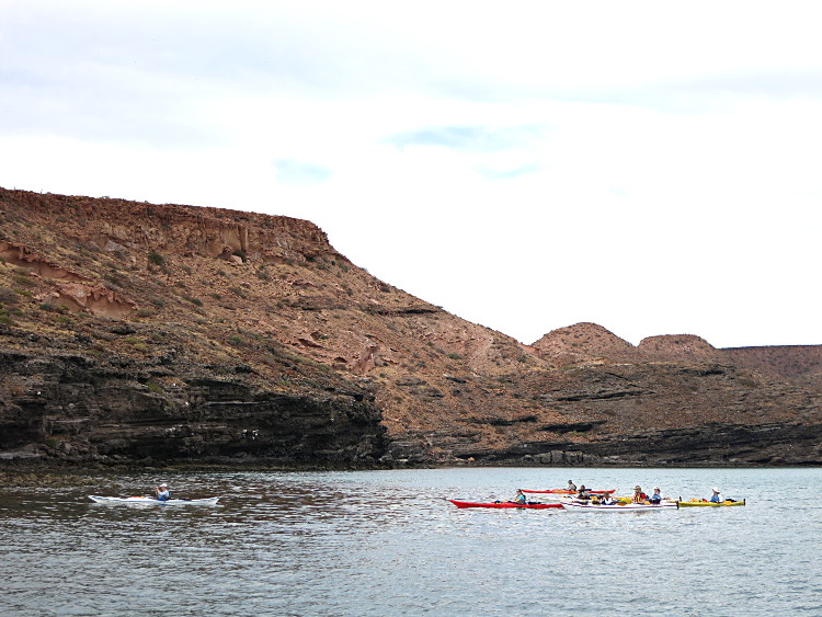 Kayakers enjoying the scenery around Espiritu Santo island.