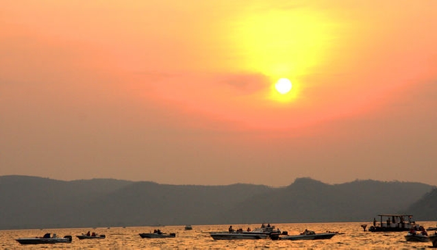 Tiger Fishing on Lake Kariba