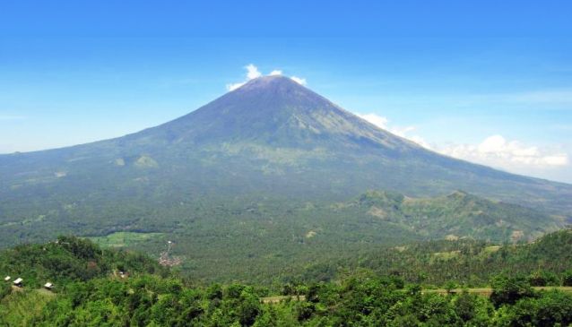Mt. Agung Out of Reach