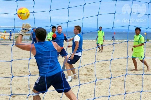 5-a-side soccer on the beach