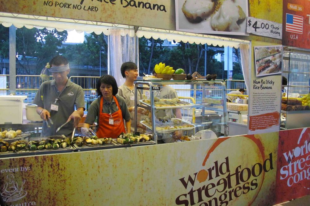 Chuoi Nuong  (banana sticky rice) Stall - Nam Bo, Vietnam