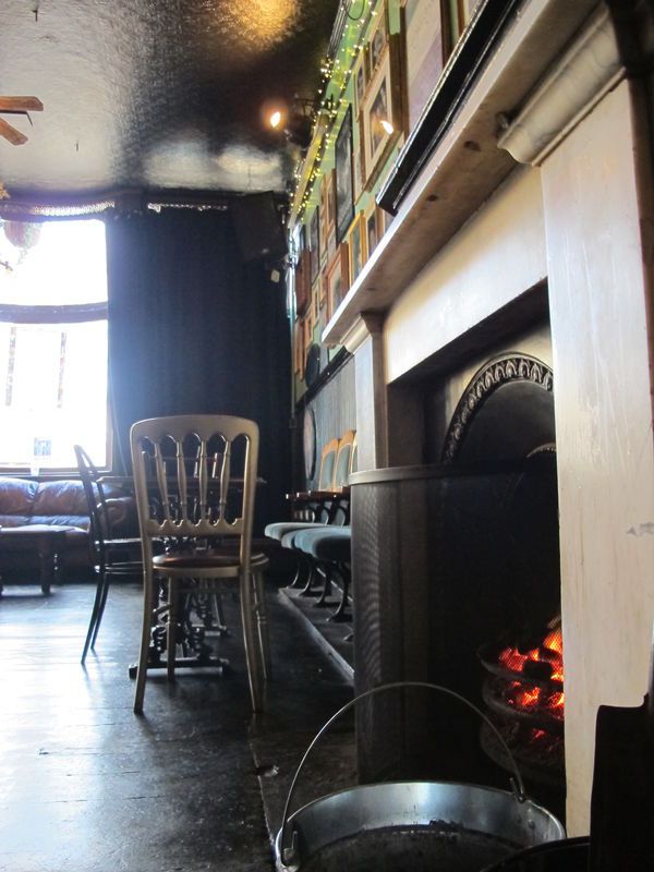 A Look at Islington's Fringe and Theatre Pubs