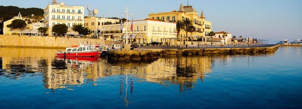 The sights of Hydra and Spetses at your footsteps