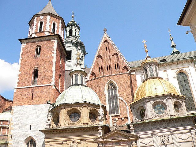 Wawel Castle (flickr credit eazylanish)