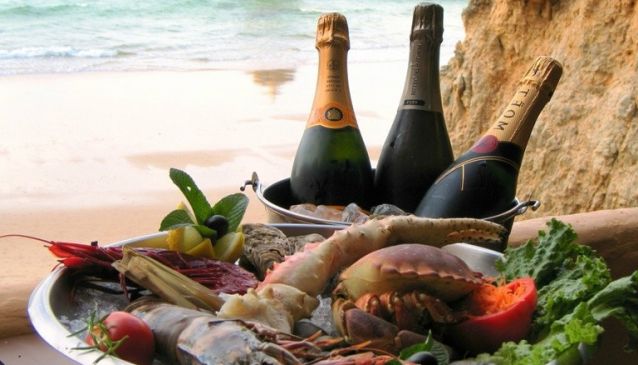 Top 10 Romantic Restaurants in Algarve