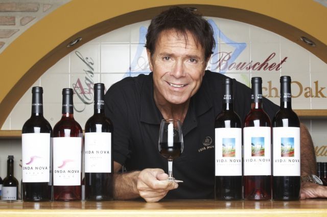 Sir Cliff Richard's Vida Nova wines, Algarve