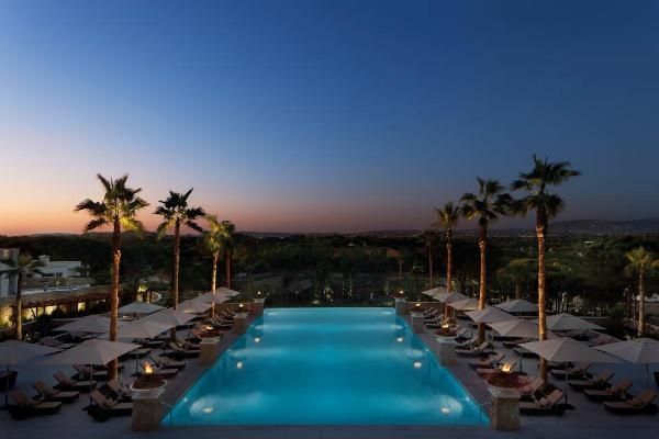 Infinity pool at Conrad Algarve 