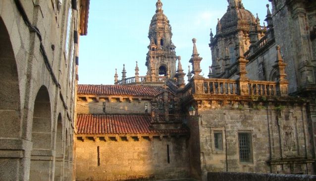 The Pilgrimage Routes to Santiago de Compostela 