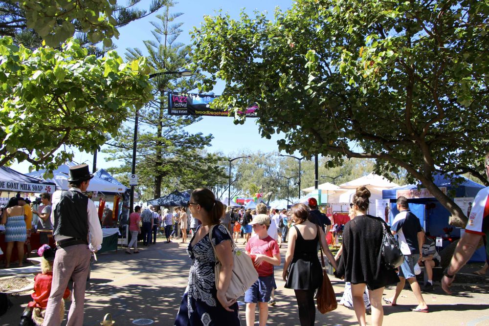 Broadbeach Arts & Crafts Markets at Kurrawa Park