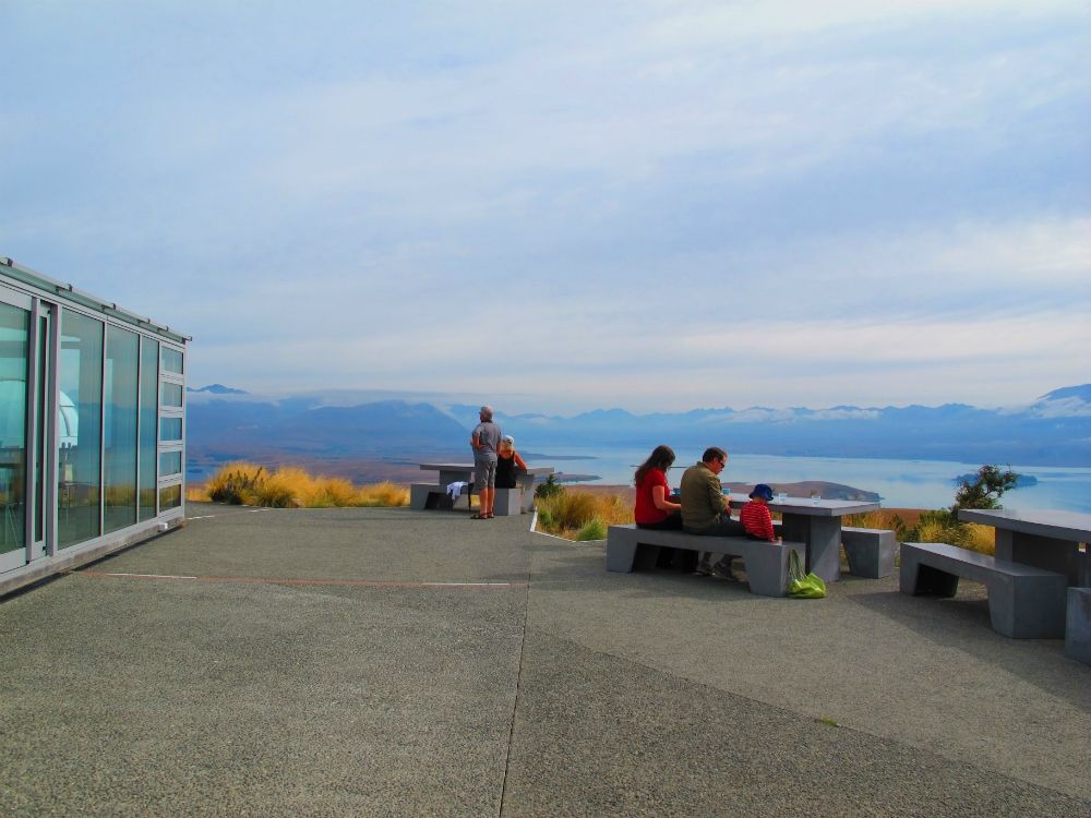 Stargazing and Giant Telescopes in Lake Tekapo