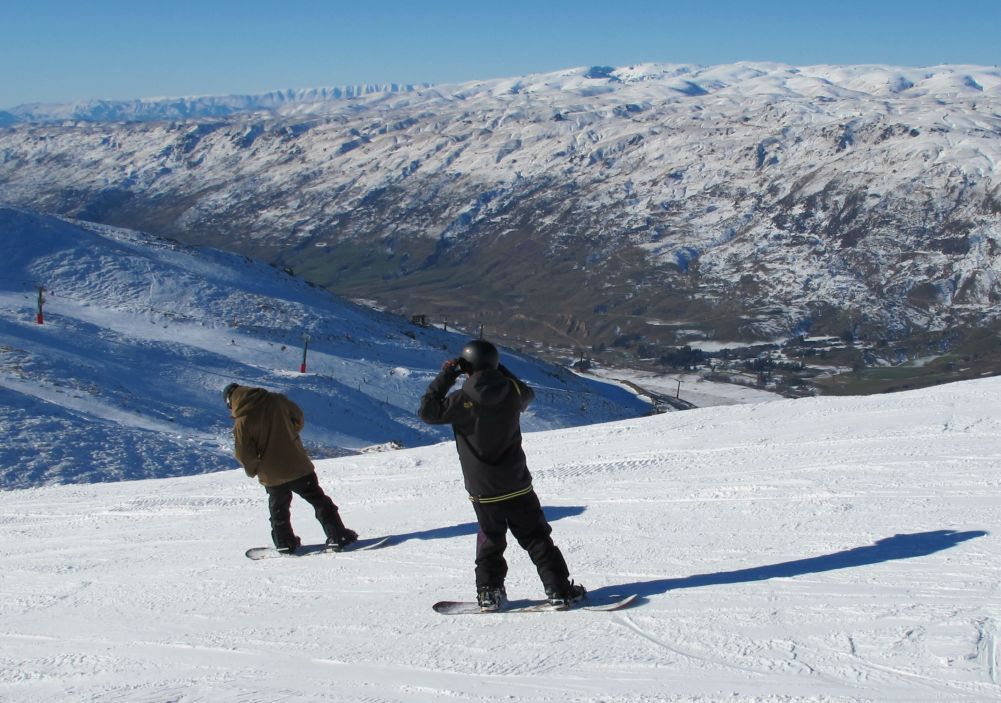 Snowboarding Cardrona Resort