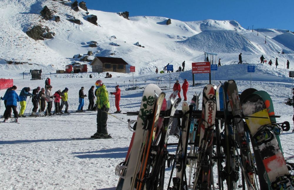 Snowboarding In Queenstown 