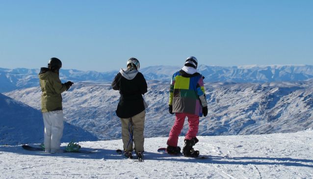 Snowboarding In Queenstown 