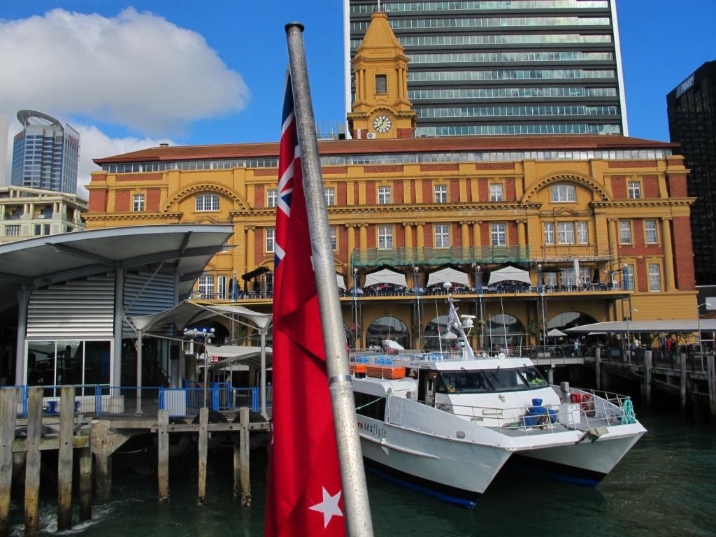 Island hopping from the ferry terminal