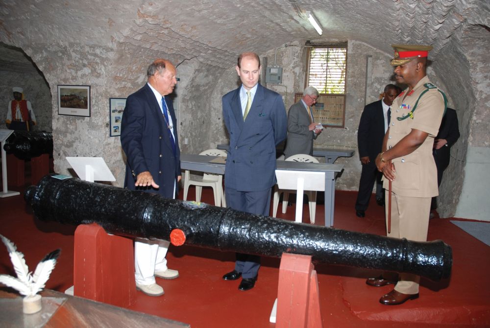 Major Michael Hartland showing HRH Prince Edward, Earl of Wessex, Cromwell's Republican Arms on a gun of 1652 with Colonel A.E. Quintyne, Chief of Staff of the Barbados Defence Force