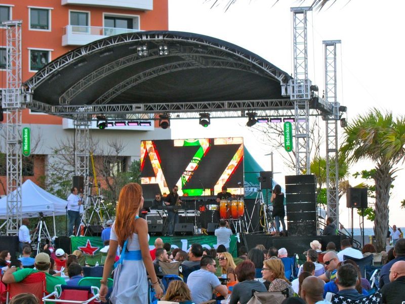 Ventana al Jazz Stage (Paulina Salach)