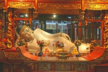 Jade Buddha Temple (Yufo Si)