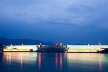 Three Gorges Dam (Sanxia Daba)