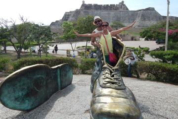 Old Shoes Monument (Los Zapatos Viejos)