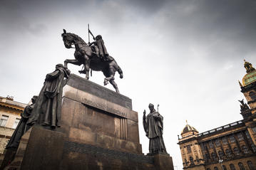 Wenceslas Square (Vaclavske namesti)