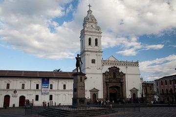 Santo Domingo Plaza (Plaza de Santa Domingo)