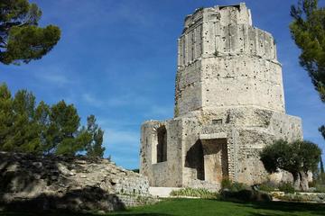 Tour Magne (Magne Tower)